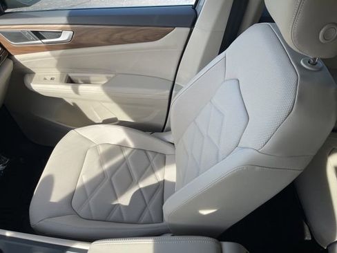 New 2026 Volkswagen Atlas SE image 19