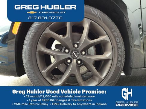 Used 2025 Chrysler Pacifica Limited FWD image 20
