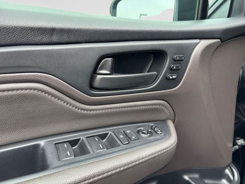 Used 2019 Honda Odyssey Touring image 42