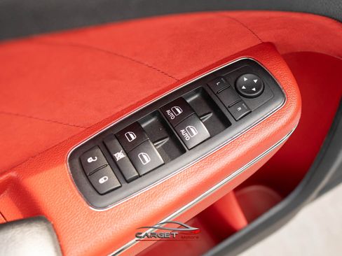 Used 2017 Dodge Charger SRT Hellcat image 39