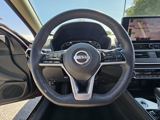 Used 2024 Nissan Altima 2.5 SL FWD image 29