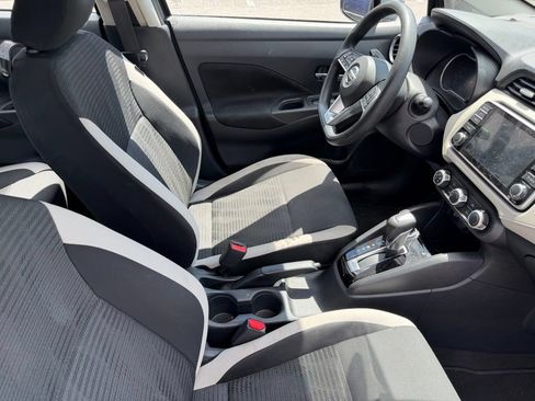 Used 2021 Nissan Versa SV FWD image 15