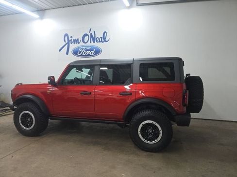 Used 2023 Ford Bronco Badlands w/ Sasquatch Package AWD/4WD image 33