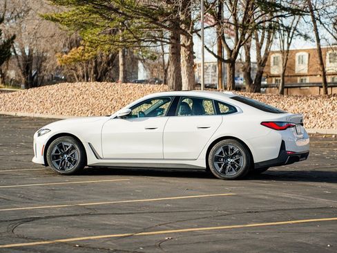 Used 2025 BMW i4 xDrive40i image 7