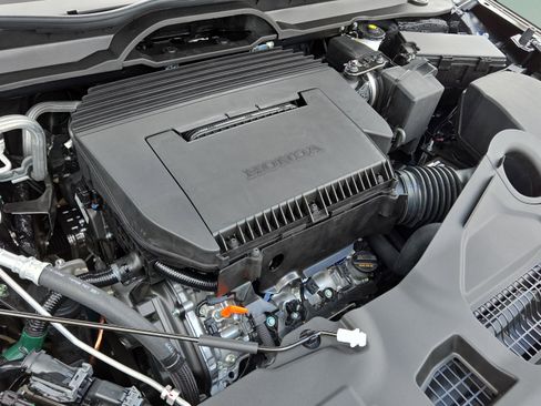New 2026 Honda Pilot Sport image 19