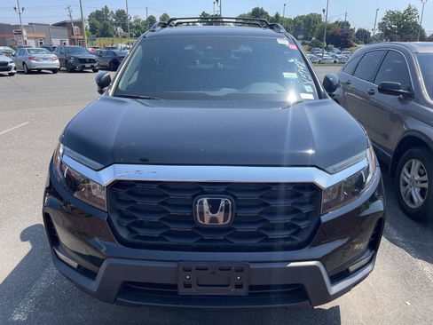 Used 2023 Honda Passport EX-L image 2
