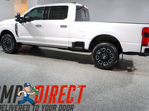 Used 2024 Ford F250 Platinum w/ FX4 Off-Road Package image 10