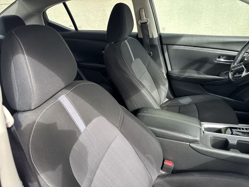 Used 2022 Nissan Sentra SV image 15