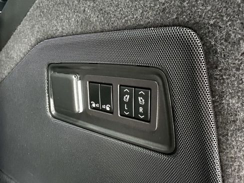 Certified 2024 Cadillac Escalade Premium Luxury w/ LPO, Floor Liner Package AWD/4WD image 27