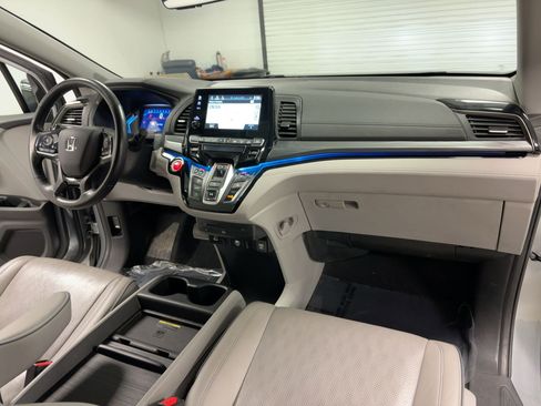 Used 2023 Honda Odyssey Elite image 29