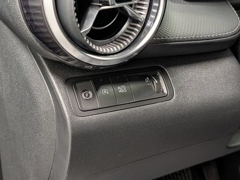 New 2027 Chevrolet Equinox LT w/ Convenience Package II FWD image 15