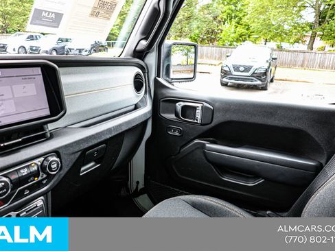 Used 2025 Jeep Wrangler Unlimited Sport AWD/4WD image 37