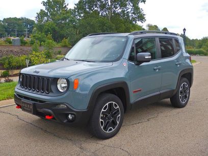 Used 2016 Jeep Renegade Trailhawk w/ Premium Trailhawk Package