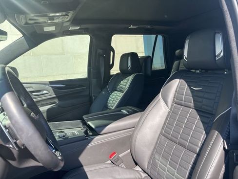 Certified 2024 Cadillac Escalade V w/ LPO, ONYX Package image 6