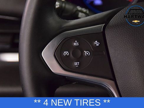 Used 2023 Chevrolet Traverse LT AWD/4WD image 19