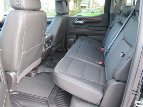 Used 2024 GMC Sierra 1500 Denali w/ Denali Reserve Package AWD/4WD image 38