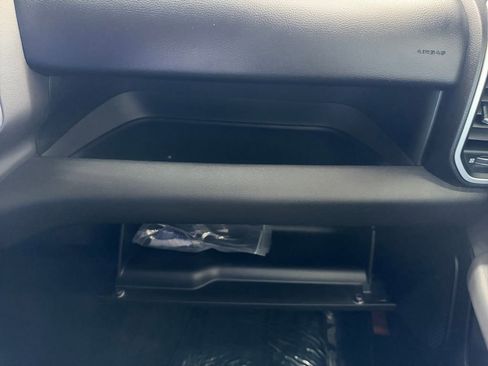 Used 2019 RAM 1500 Big Horn AWD/4WD image 29