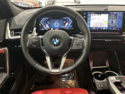 Used 2025 BMW X1 xDrive28i w/ Convenience Package AWD/4WD image 16