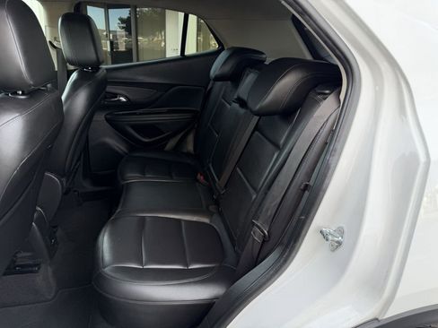 Used 2020 Buick Encore Essence image 16