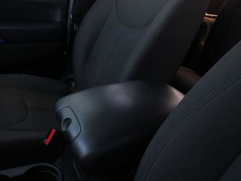 Used 2017 Jeep Wrangler Unlimited Sport image 16