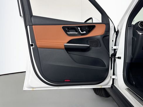 New 2026 Mercedes-Benz GLC 300 image 20