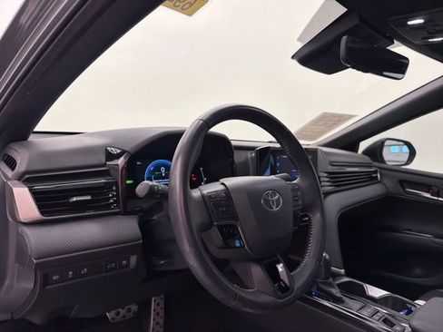 Certified 2025 Toyota Camry SE w/ Convenience Package FWD image 10