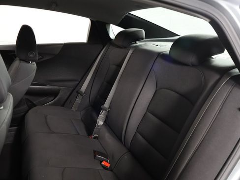 Used 2024 Chevrolet Malibu RS FWD image 27