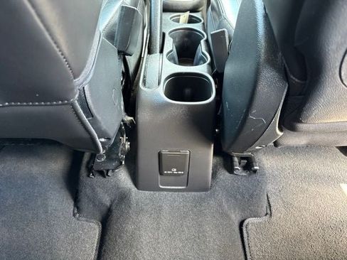 Used 2017 Chevrolet Trax LT w/ LT Convenience Package FWD image 24