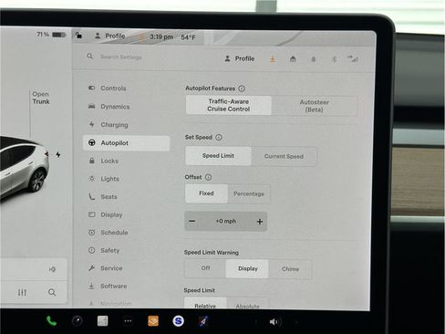 Used 2021 Tesla Model Y Long Range AWD/4WD image 23