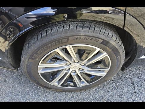 Used 2024 Cadillac Lyriq Luxury image 4