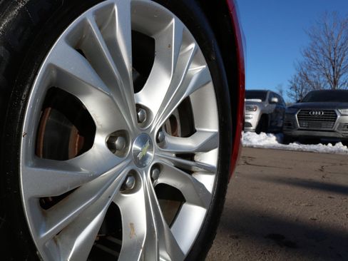 Used 2015 Chevrolet Impala LT w/ Convenience Package image 7