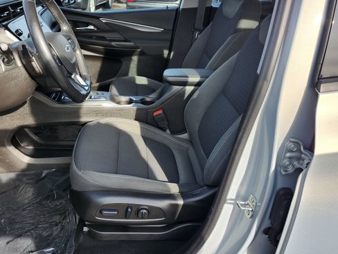 Used 2023 Chevrolet Bolt LT image 22