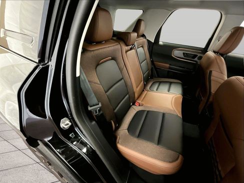 Certified 2025 Ford Bronco Sport Outer Banks w/ Outer Banks Tech Package+ image 26