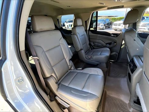 Used 2020 GMC Yukon SLT w/ Premium Edition image 19