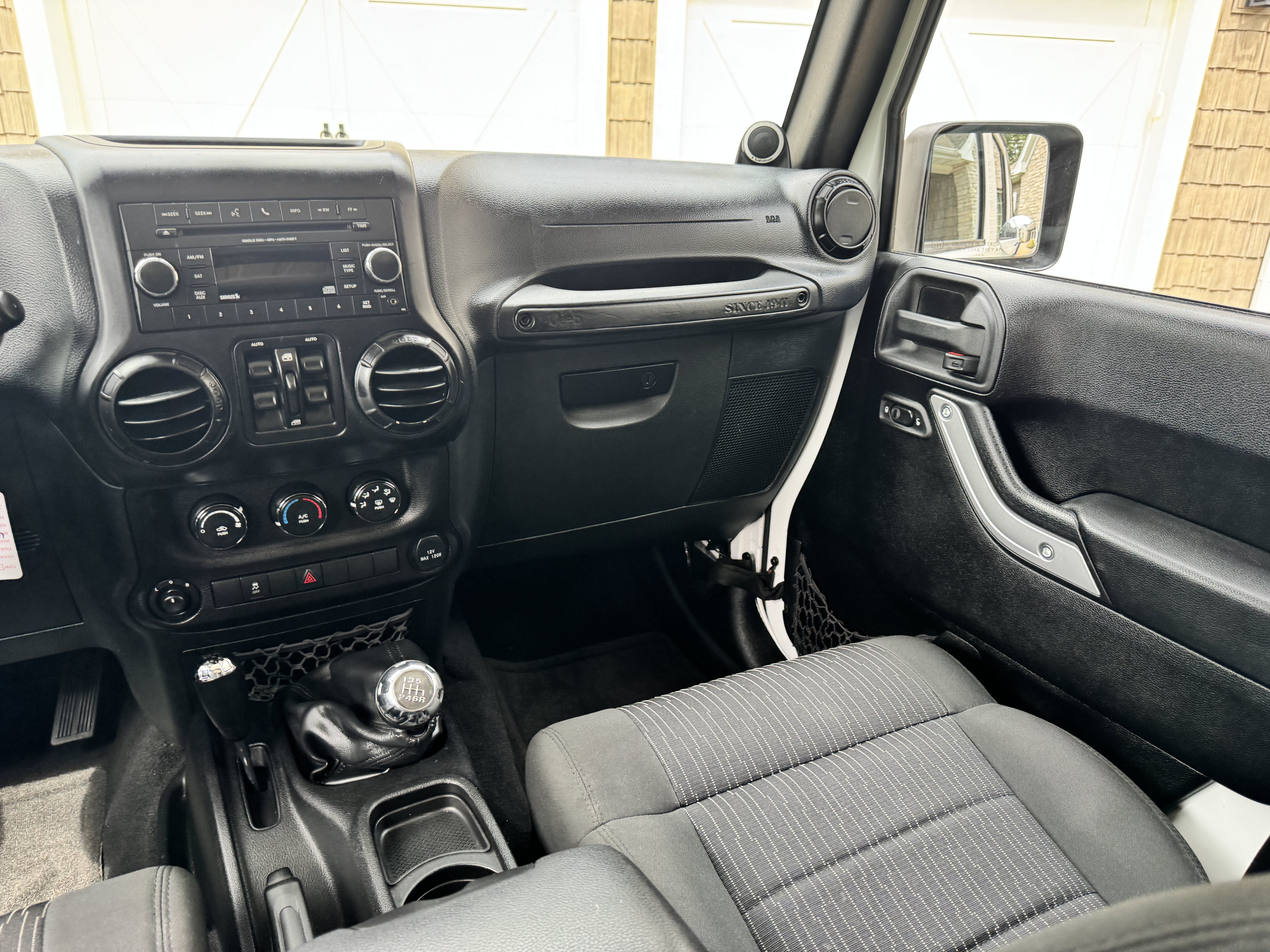 Used 2012 Jeep Wrangler Unlimited Sport AWD/4WD image 16