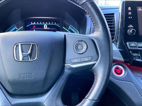 Used 2024 Honda Odyssey Sport image 25
