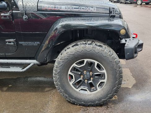 Used 2016 Jeep Wrangler Unlimited Rubicon AWD/4WD image 13