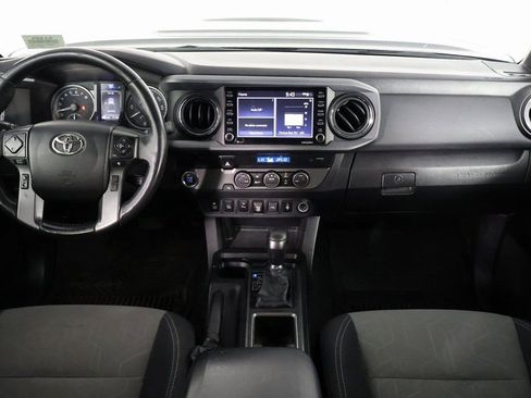 Used 2021 Toyota Tacoma TRD Sport w/ Technology Package image 8