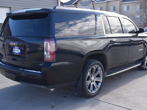 Used 2016 GMC Yukon XL SLT w/ Open Road Package image 5