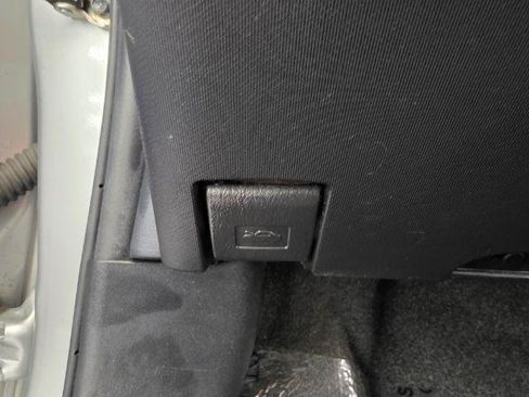 Used 2013 Toyota Prius C One FWD image 20