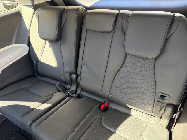Used 2023 Kia Carnival SX Prestige FWD image 21