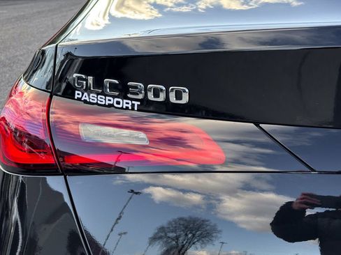 Used 2024 Mercedes-Benz GLC 300 4MATIC image 13