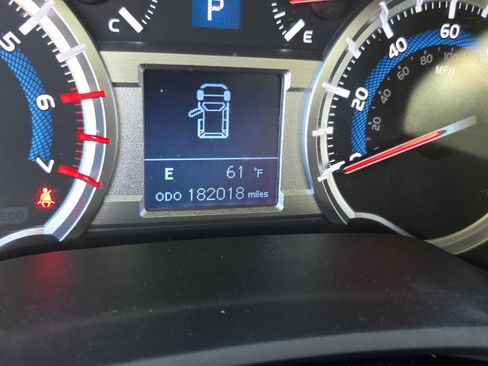 Used 2018 Toyota 4Runner SR5 image 25