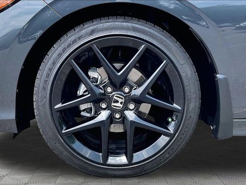 Used 2025 Honda Civic Sport image 23