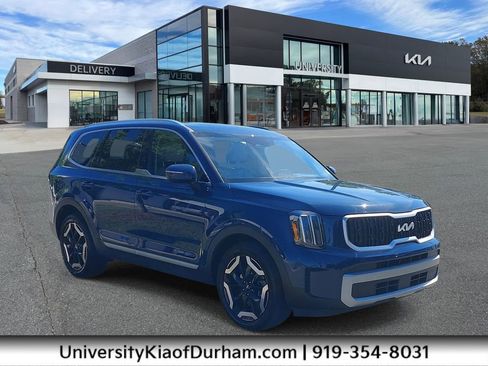 Certified 2023 Kia Telluride EX w/ EX Captain's Chair Package AWD/4WD image 1