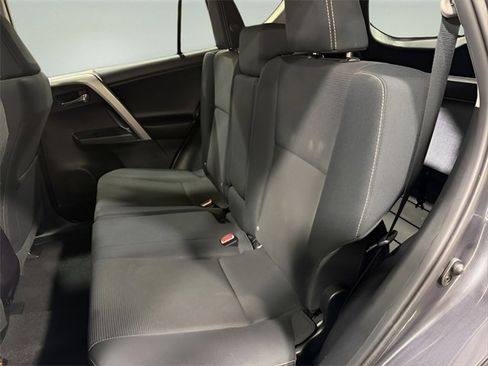 Used 2016 Toyota RAV4 XLE image 29