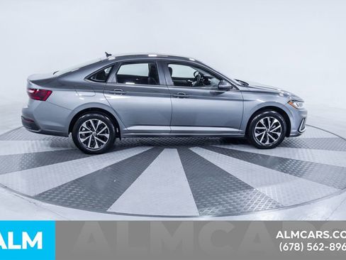 Used 2025 Volkswagen Jetta S FWD image 11