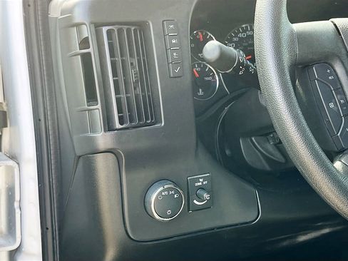 Used 2024 Chevrolet Express 2500 w/ Driver Convenience Package RWD image 10