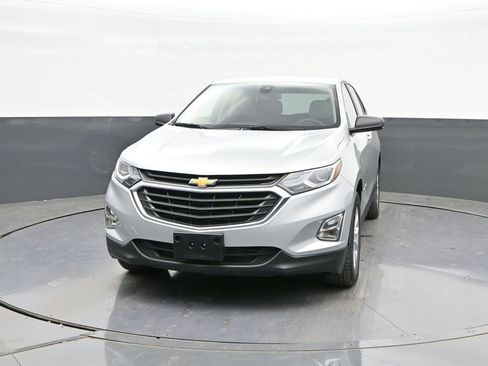 Used 2020 Chevrolet Equinox LS w/ LS Convenience Package image 24