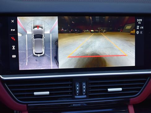 Used 2023 Porsche Cayenne Turbo w/ Premium Package Plus image 32